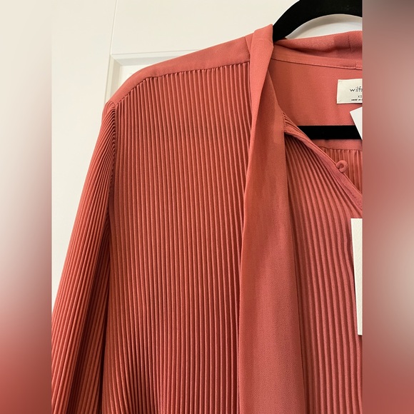 Aritzia Wilfred Barbara Blouse - Picture 5 of 6